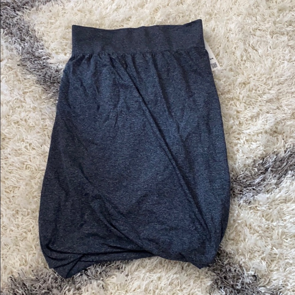 BNWT Authentic lululemon boulevard bliss skirt